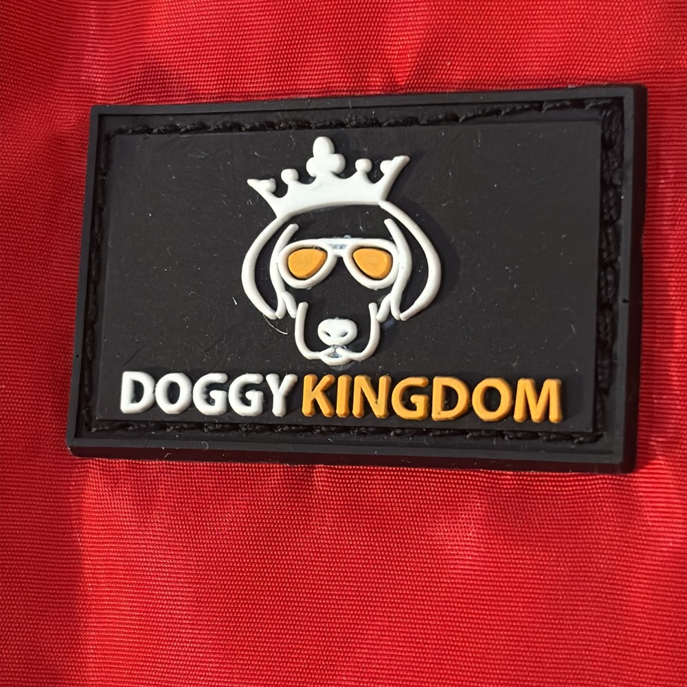 New Gyuch Winter Red Dog jacket with harness winter waterproof size small - Picture 11 of 12